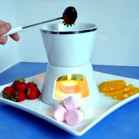 Serve the Chocolate Orange Fondue