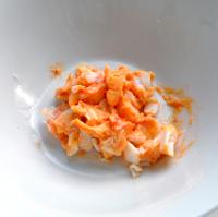 Place lobster and rouille sauce in bowl.